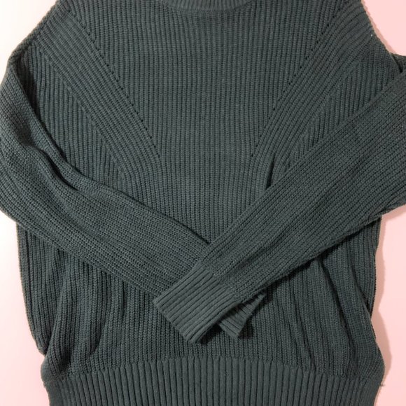 Sweater Bundle (6) - Picture 4 of 6